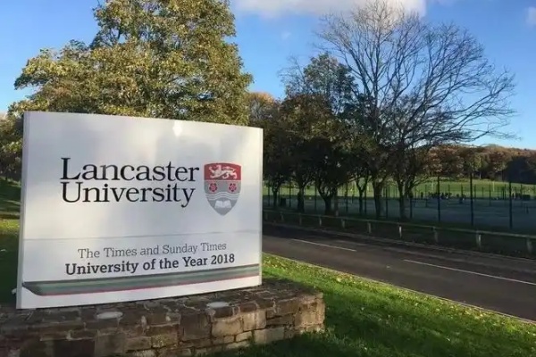 英国兰卡斯特大学2+2本科留学项目