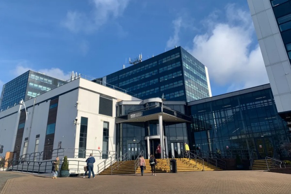英国德比大学申请条件