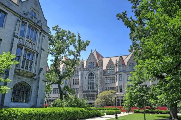 芝加哥大学和康奈尔大学哪个好